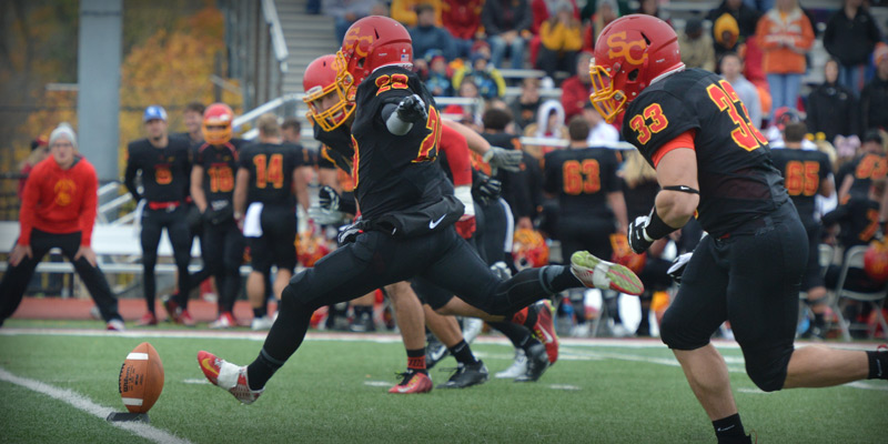 Simpson falls to defending IIAC champs in league opener
