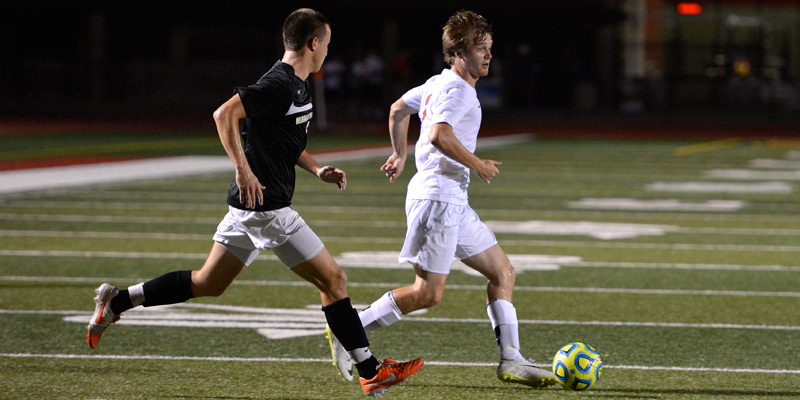 Men's soccer can't make most of opportunities in loss to Augustana