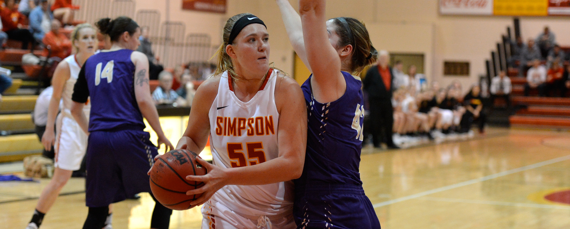 Noreen Morrow posted a 16-point, 13-rebound double-double in Simpson's 80-62 loss at No. 12 Wartburg on Jan. 28.