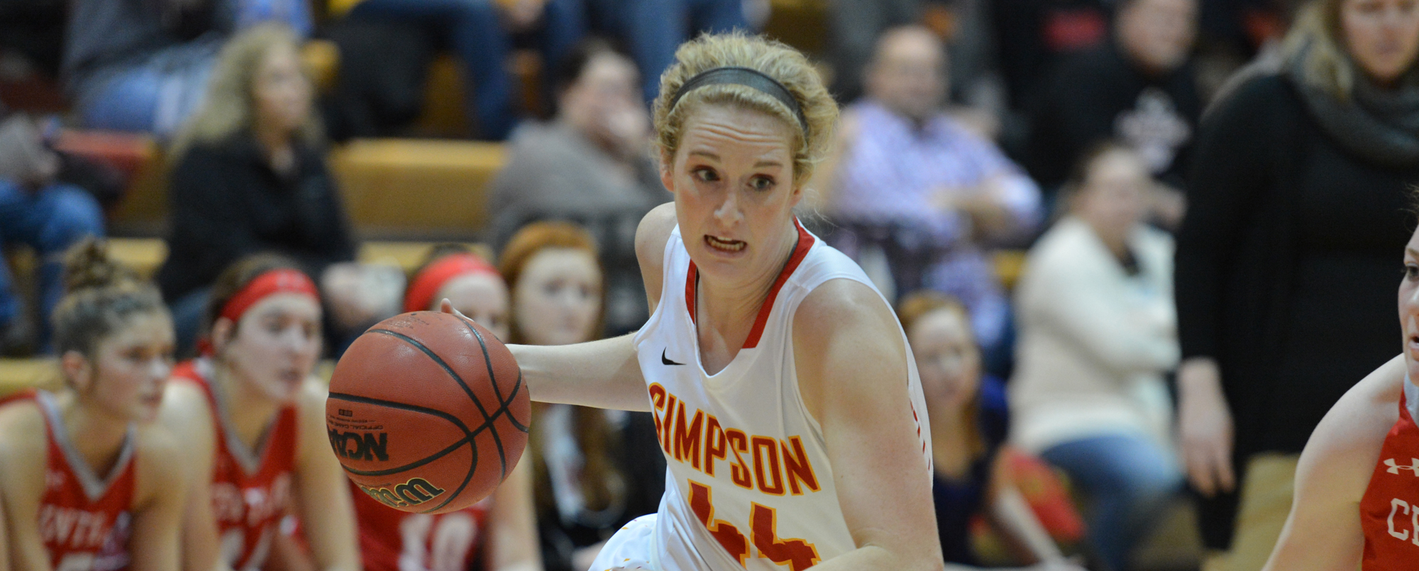 Maddie Simmons scored a career-high 14 points in Simpson's 64-61 win over Coe.