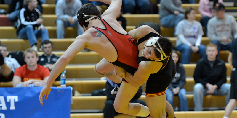 Bevins, Joint lead wrestling team at Luther L. Hill Invitational