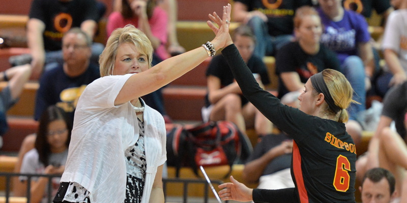 Volleyball closes regular season with five-set wins