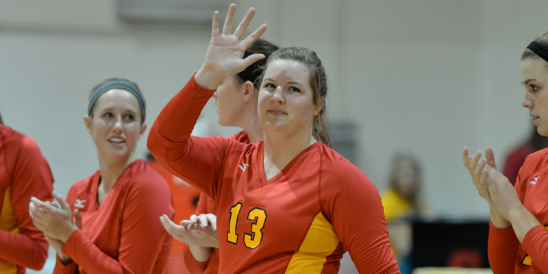 Blaser records 1,000th career kill as volleyball closes season at Augie