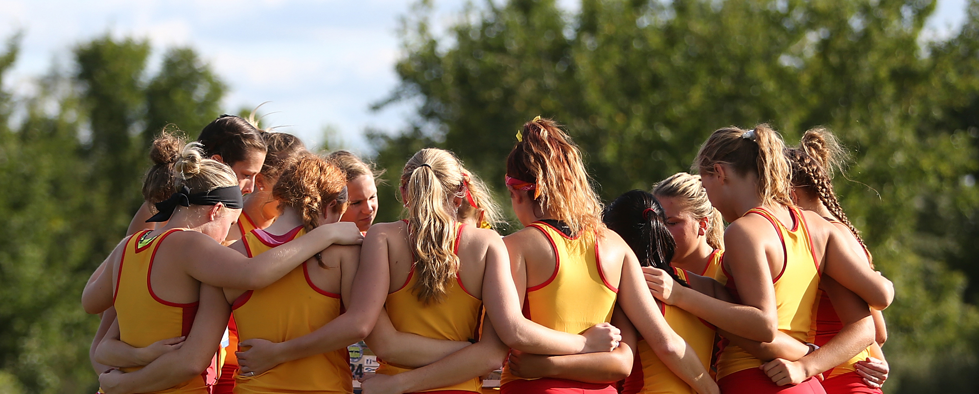 Women’s cross country takes home academic award for 10th straight year