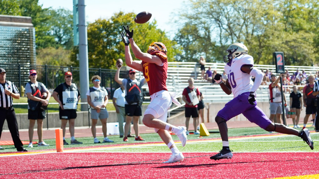 Freshman Noah Cracraft (photo by Frank Novak)