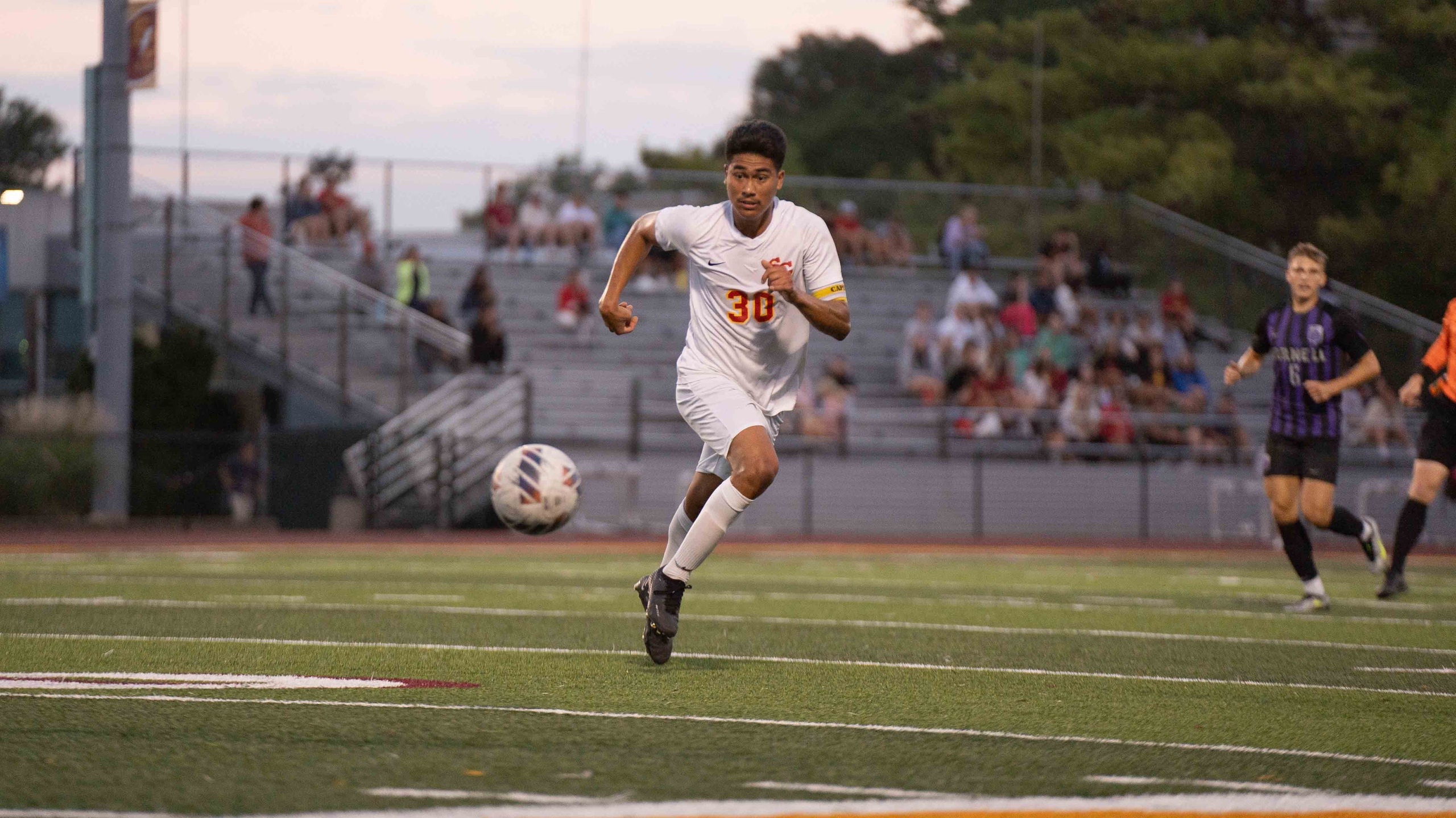 Senior Ronaldo Ordaz (photo by Frank Novak)