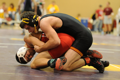 Three wrestlers place as Simpson takes 7th at NCC