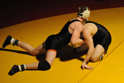 Four Simpson wrestlers place at Knox