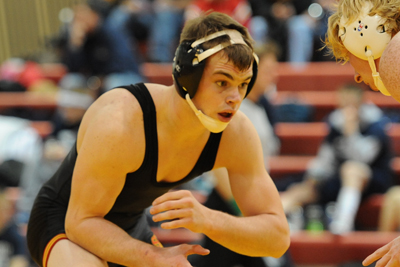 Young wrestling squad chases new expectations