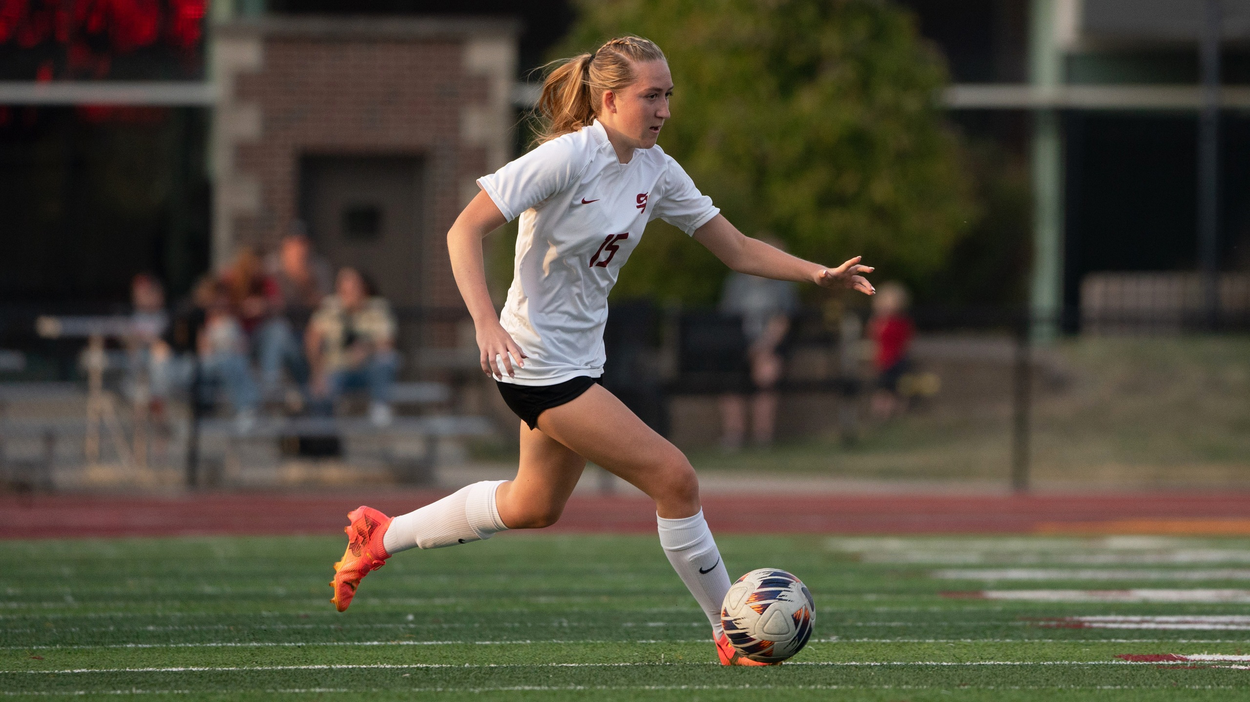 Freshman Ava Croft (photo by Frank Novak)